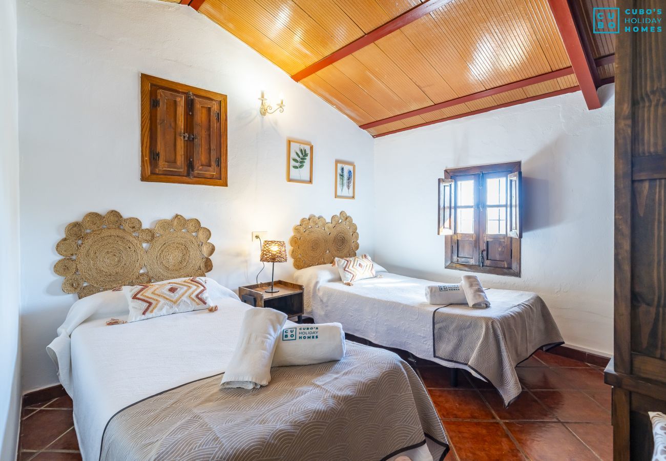 Gîte Rural à Teba - Cubo's Casa Rural El Castillo Cortijo el Puntal