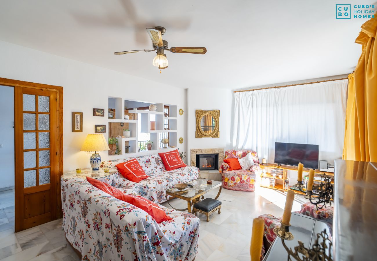 Maison à Alhaurin de la Torre - Cubo's Cortijos del Sol Los Jazmines House