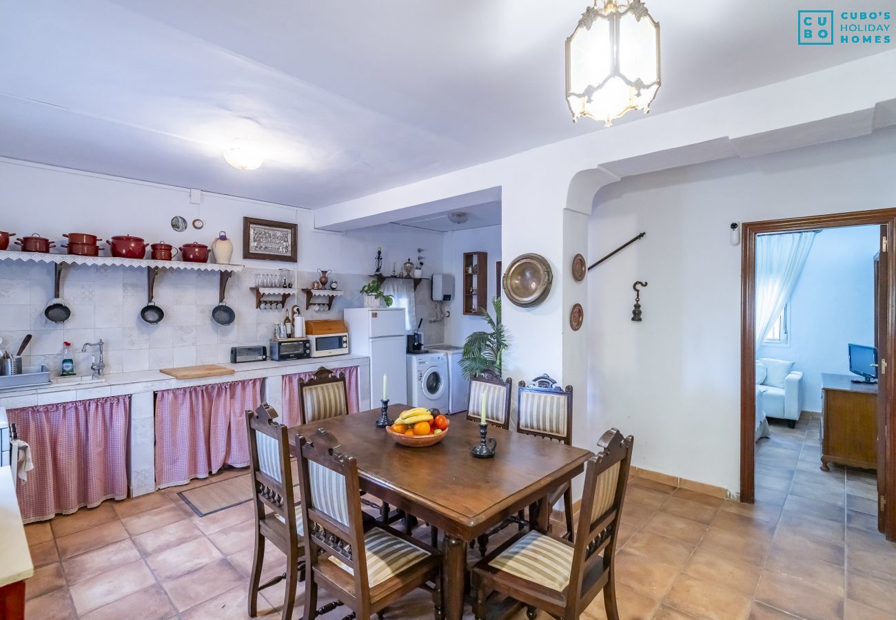 Gîte Rural à Antequera - Cubo's Cortijo La Olivera