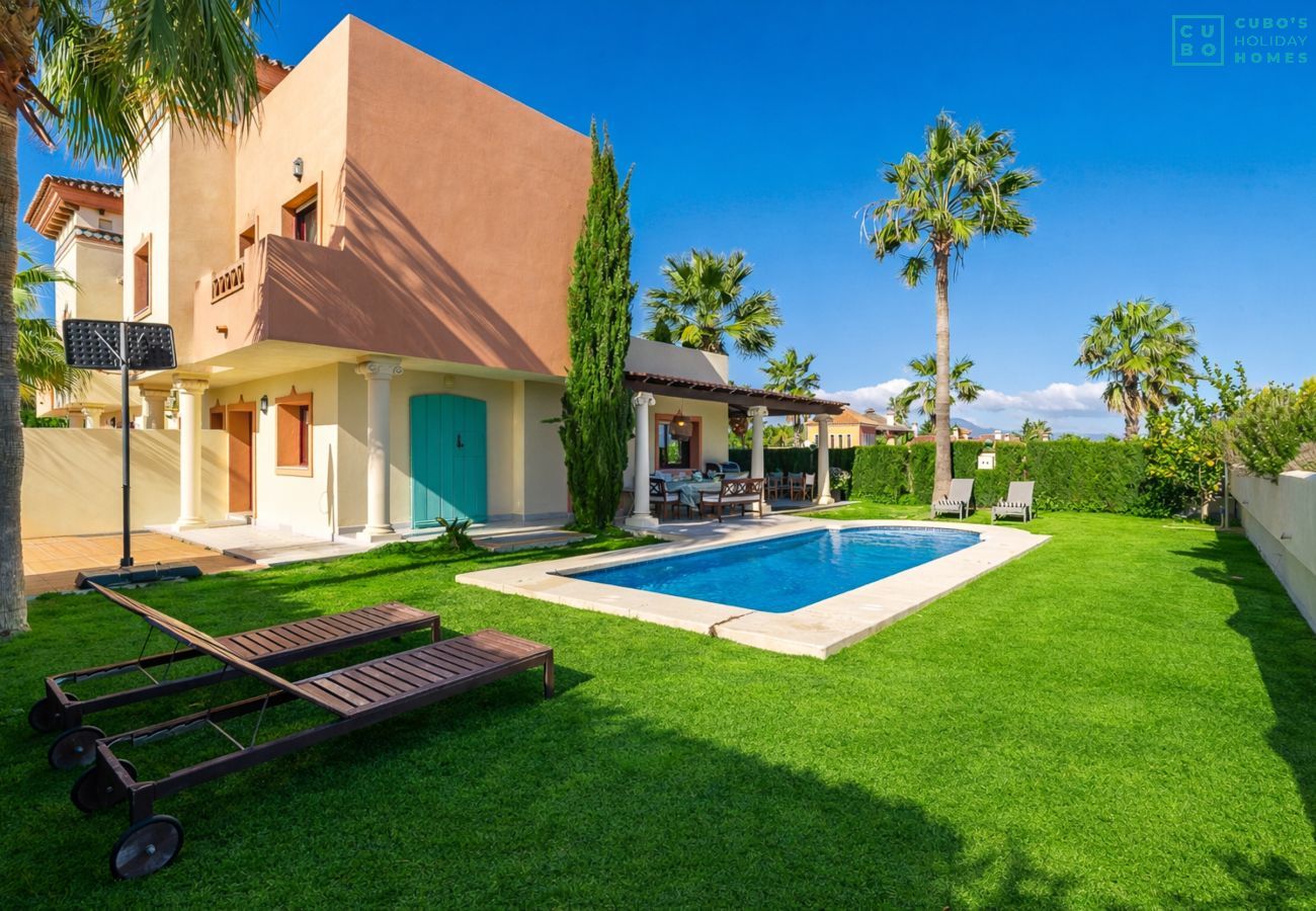 Maison à Coín - Cubo's Casa Los Nebrales & Private Pool