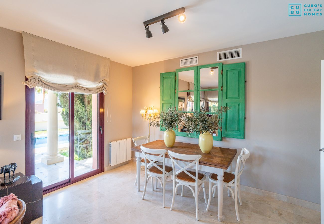 Maison à Coín - Cubo's Casa Los Nebrales & Private Pool