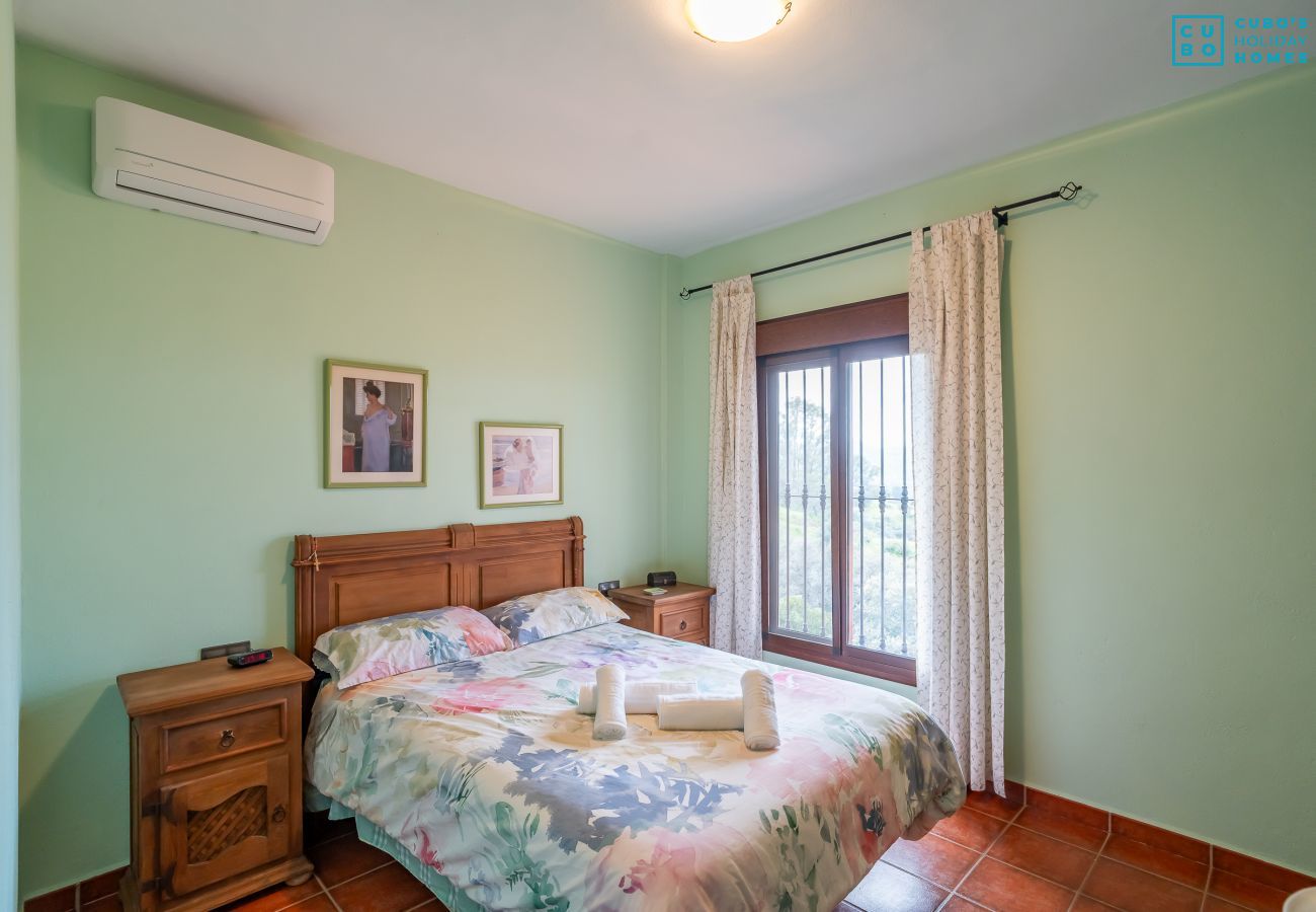 Gîte Rural à Coín - Cubo's Salvadora Rural House