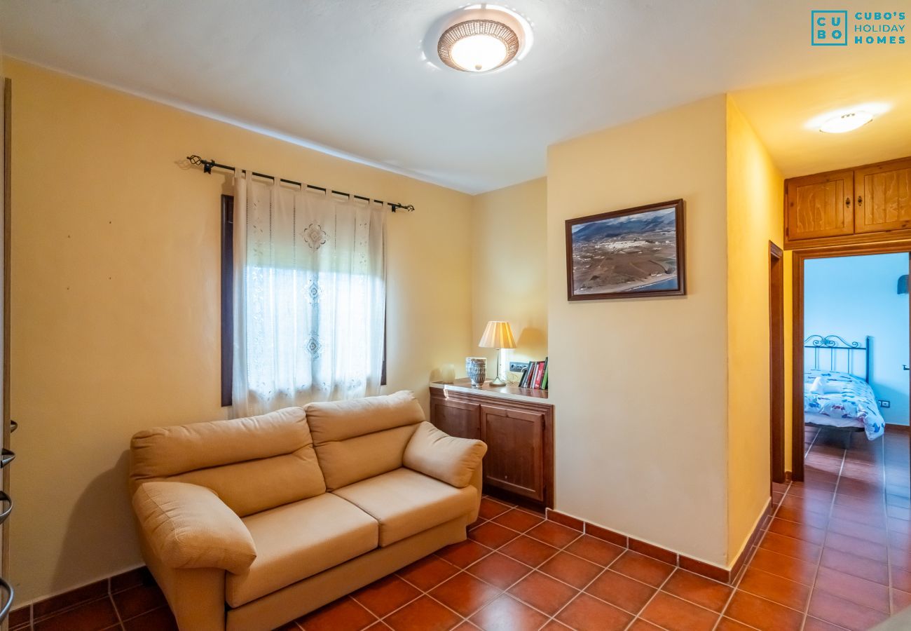 Gîte Rural à Coín - Cubo's Salvadora Rural House