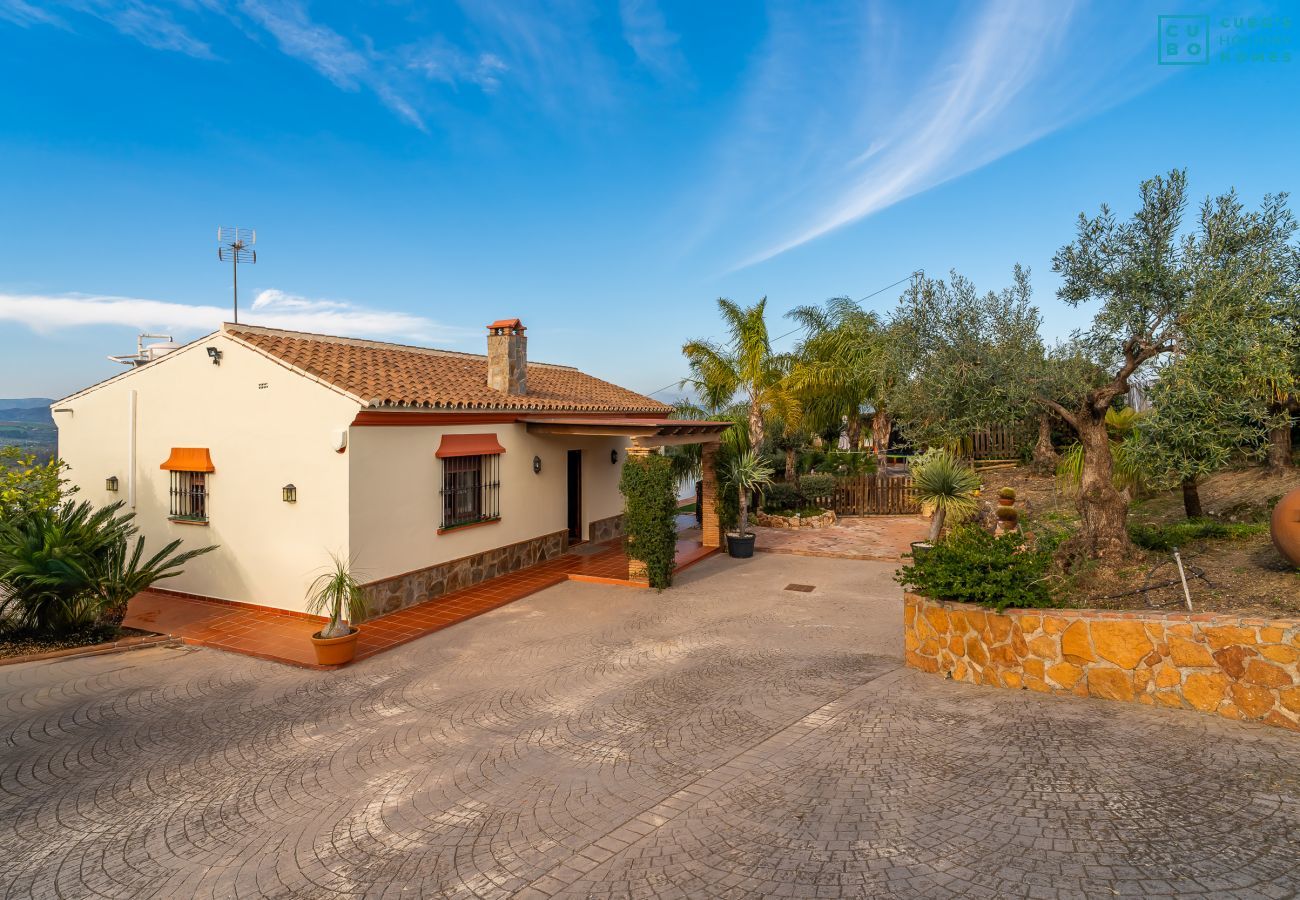 Gîte Rural à Coín - Cubo's Salvadora Rural House