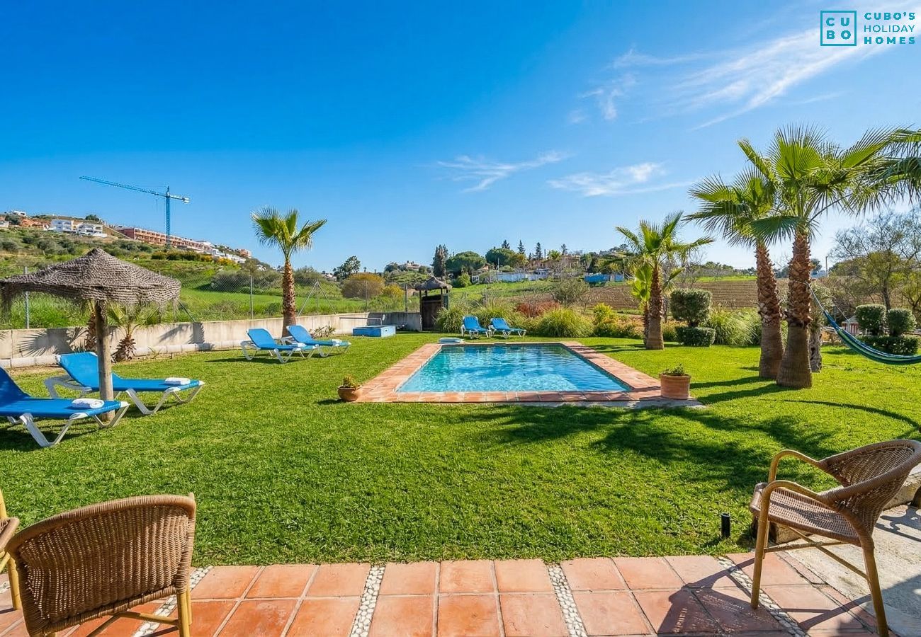 Gîte Rural à Coín - Cubo's La Carreta Rural House