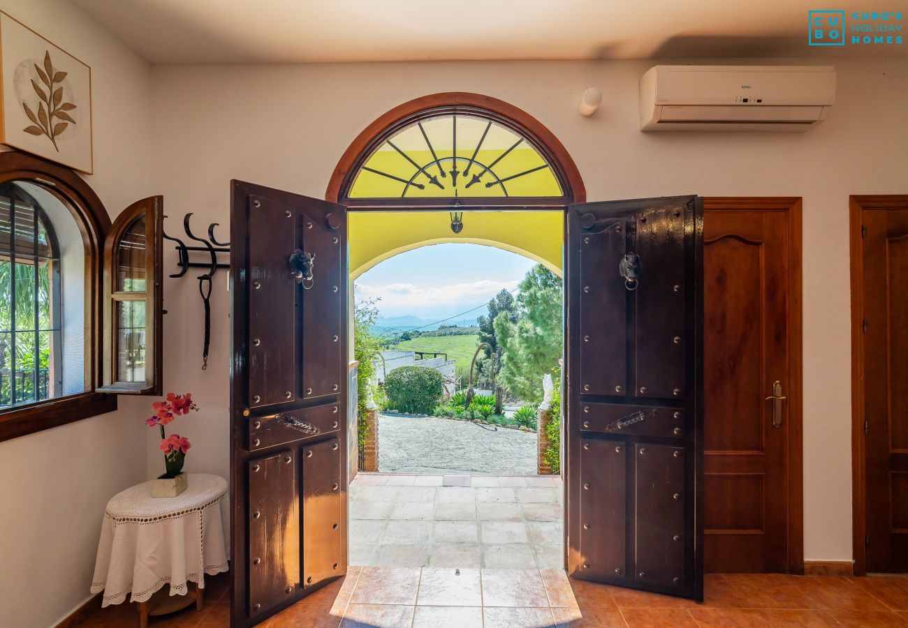 Gîte Rural à Alozaina - Cubo's El Valentin Rural House & Saltwater Pool