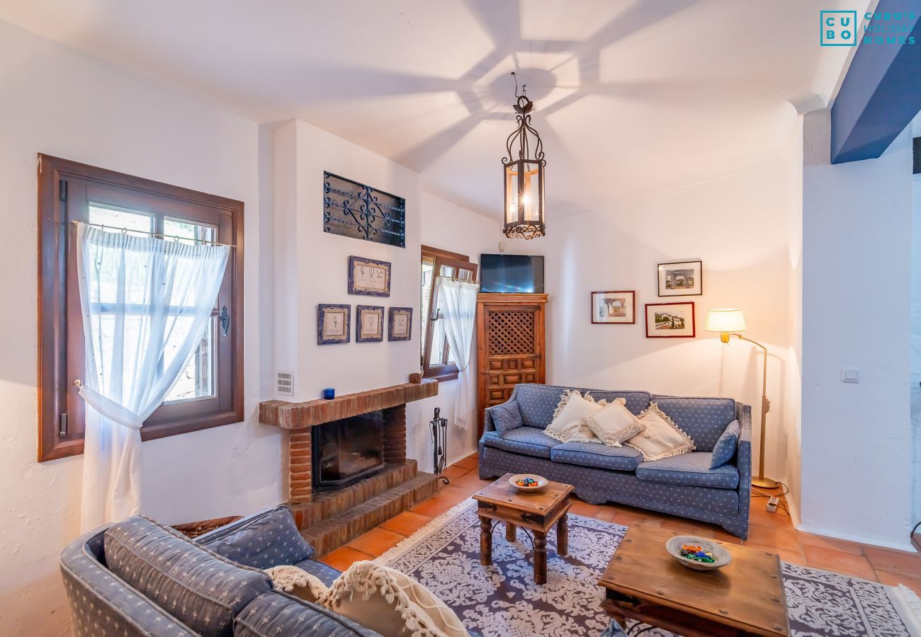 Gîte Rural à Casares - Cubo's Finca Juan Benitez Santa Cruz