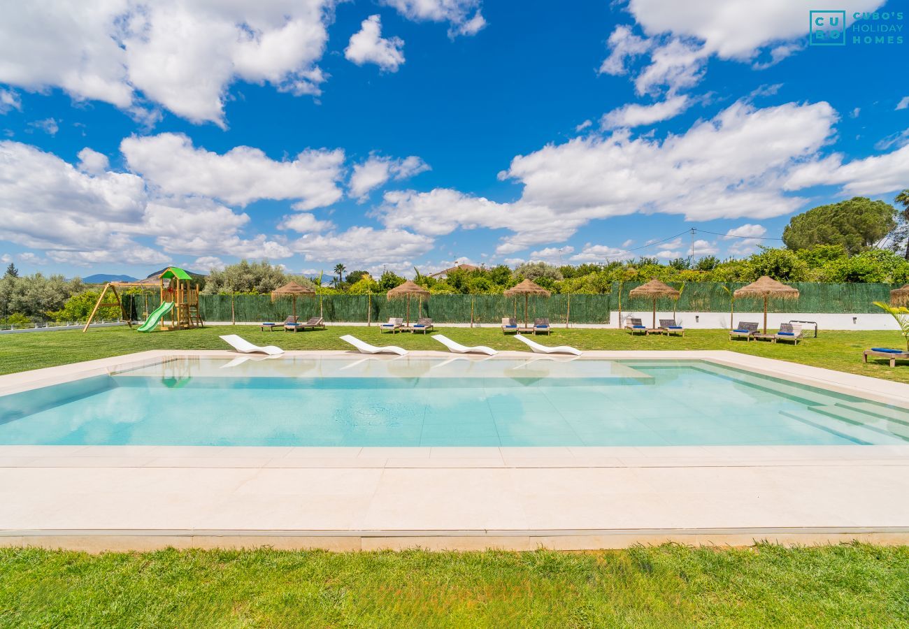Villa à Alhaurín el Grande - Cubo's Villa Horizonte & Heated Pool