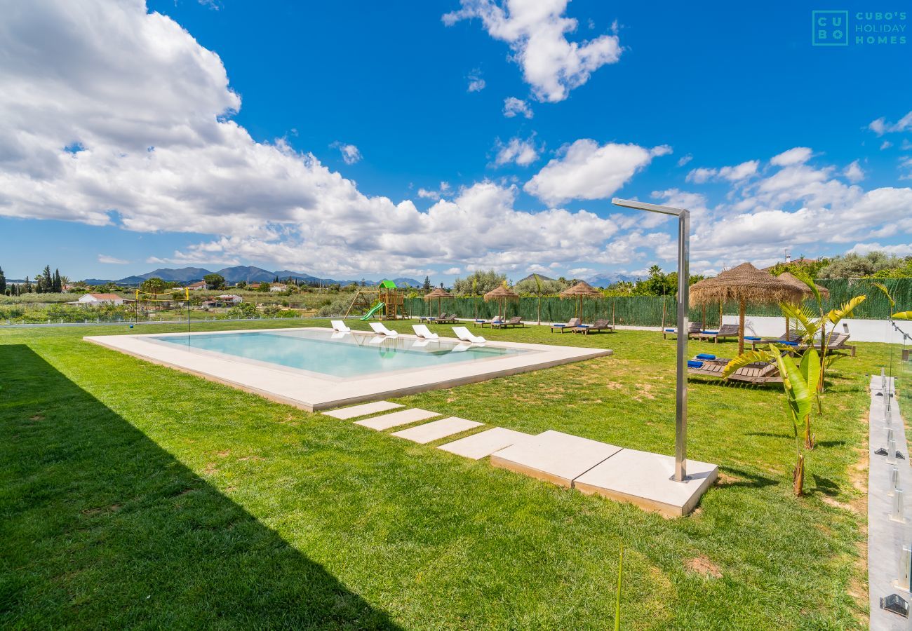 Villa à Alhaurín el Grande - Cubo's Villa Horizonte & Heated Pool