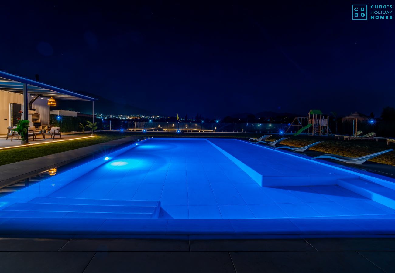 Villa à Alhaurín el Grande - Cubo's Villa Horizonte & Heated Pool