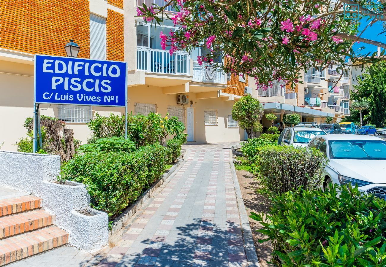 Appartement à Benalmádena - Cubo's Manuel Apartment & Pool