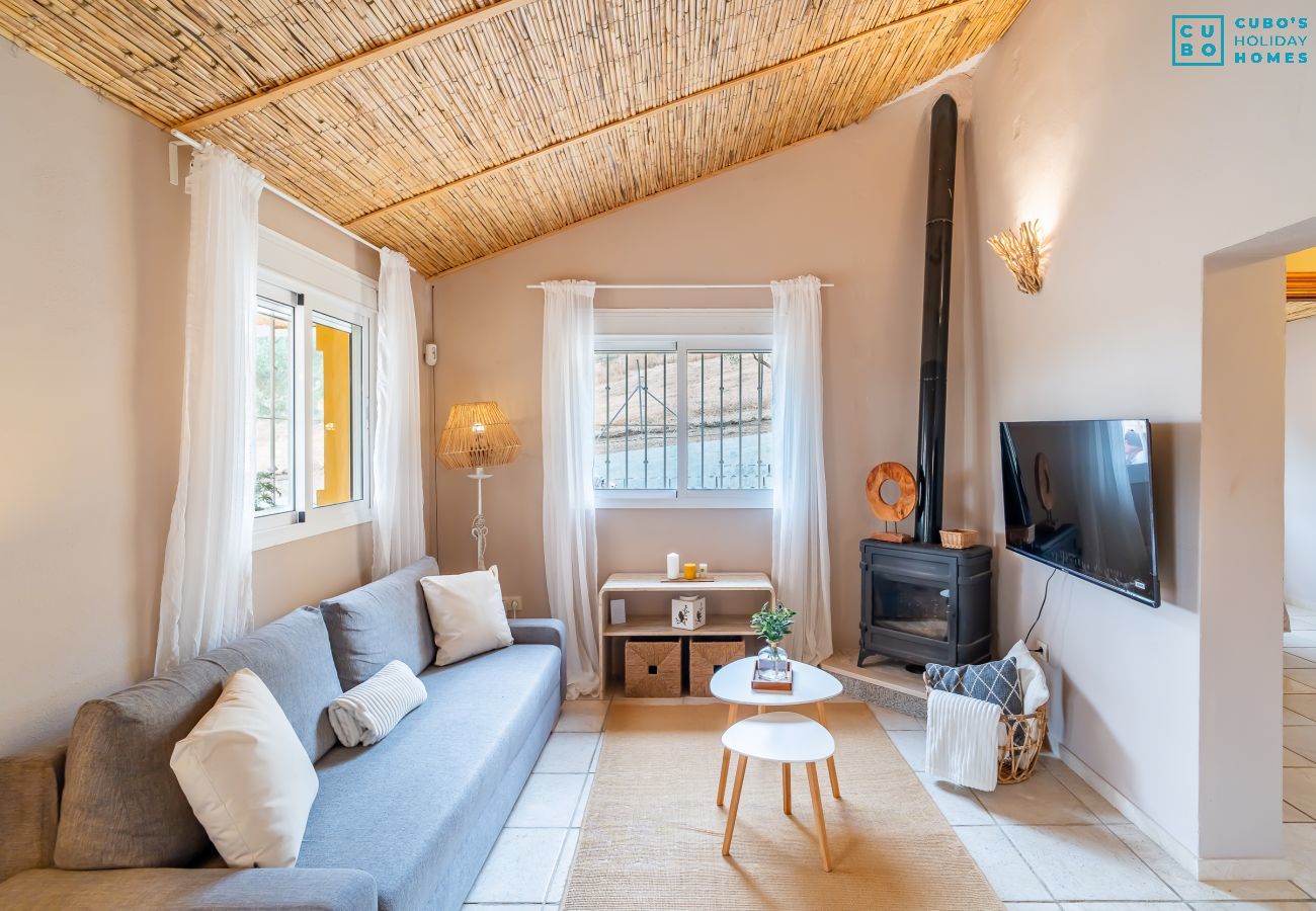 Gîte Rural à Coín - Cubo's Casa Alaya & Oasis Pool