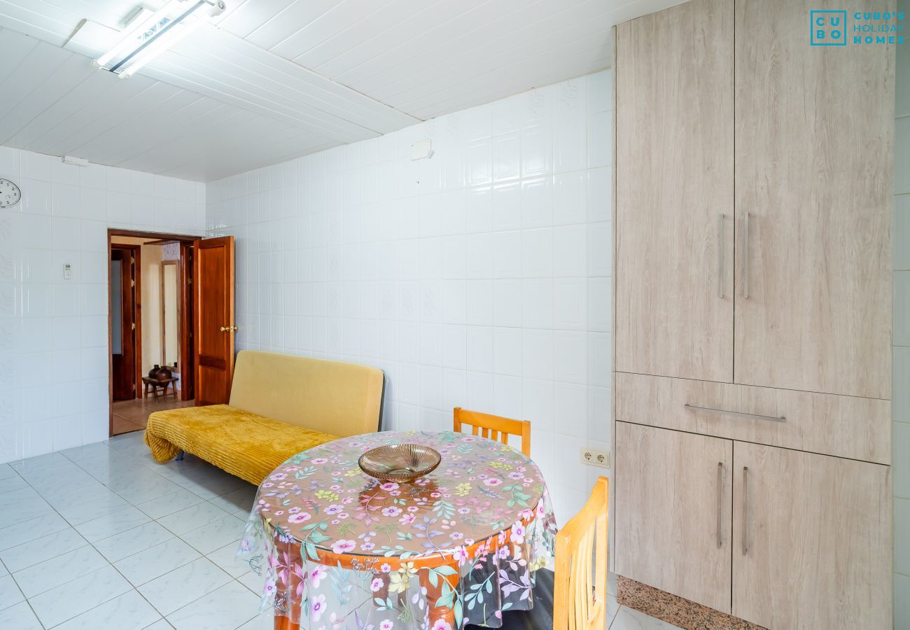 Maison à El Burgo - Cubo's El Postre House